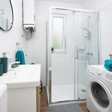 Dv Apartament Pjescana Uvala