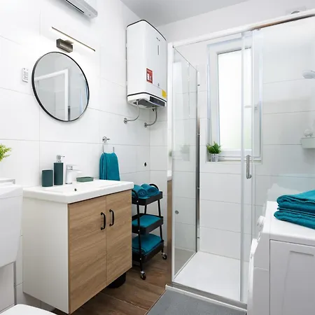 Apartament Dv Pjescana Uvala