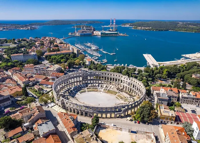 Dv Apartament Pjescana Uvala