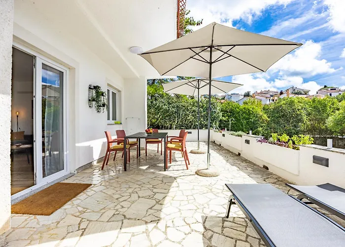 Apartament Dv Pjescana Uvala