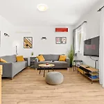 Apartment Dv *