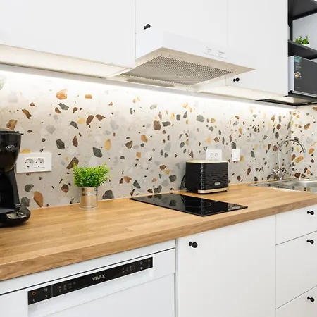 Dv Appartement Pjescana Uvala